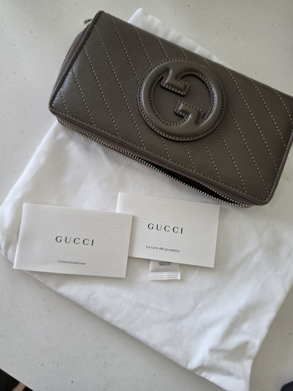 Gucci Marmont Quilted Zip Wallet in Taupe